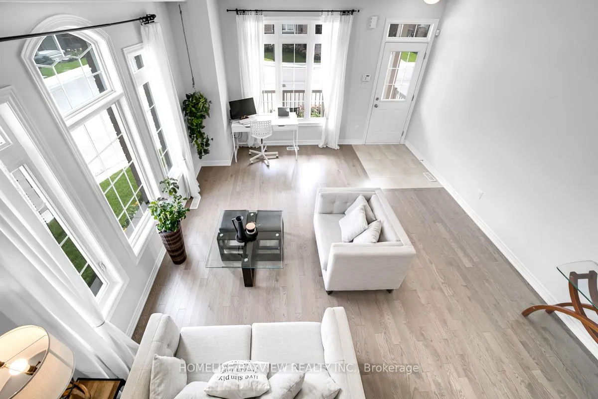 Photo 29 of 52 Bluestone Crescent, Brampton, Sandringham-Wellington — HOMEH