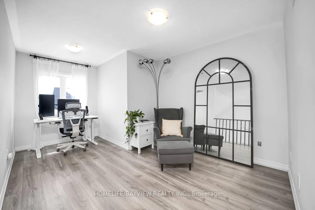 Photo 31 of 52 Bluestone Crescent, Brampton, Sandringham-Wellington — HOMEH