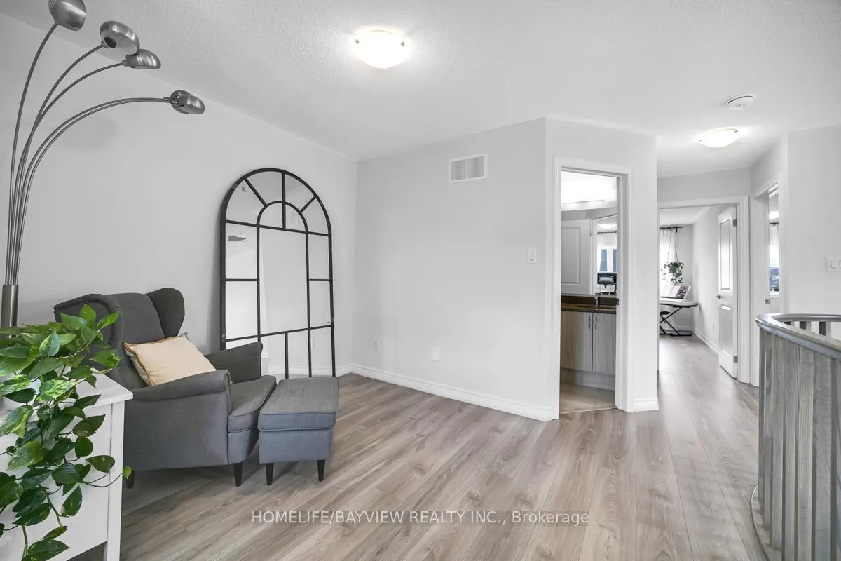 Photo 41 of 52 Bluestone Crescent, Brampton, Sandringham-Wellington — HOMEH