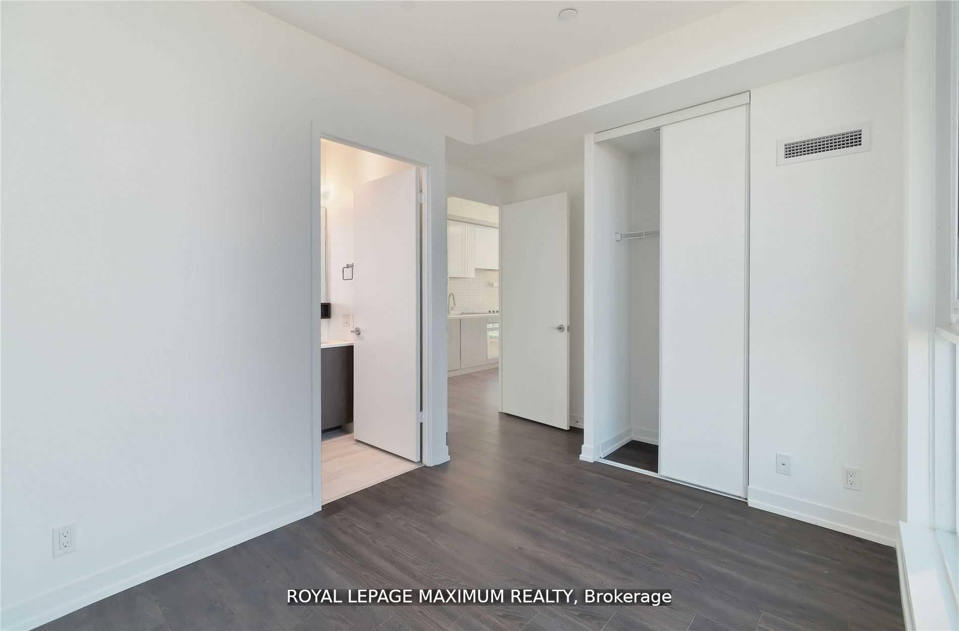 Photo 15 of Unit Ph10, 898 Portage Parkway, Vaughan, Vaughan Corporate Centre — HOMEH