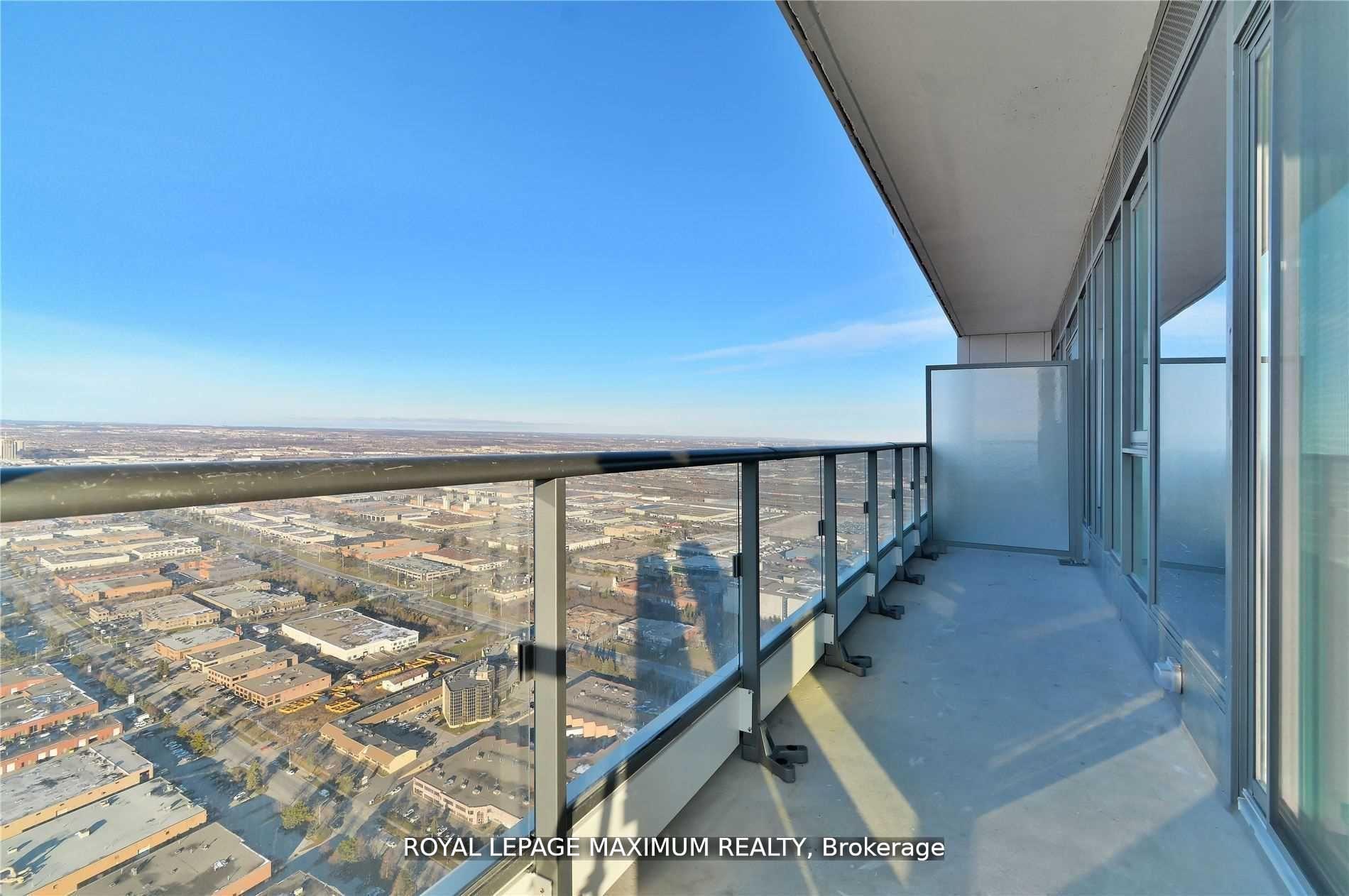 Photo 17 of Unit Ph10, 898 Portage Parkway, Vaughan, Vaughan Corporate Centre — HOMEH