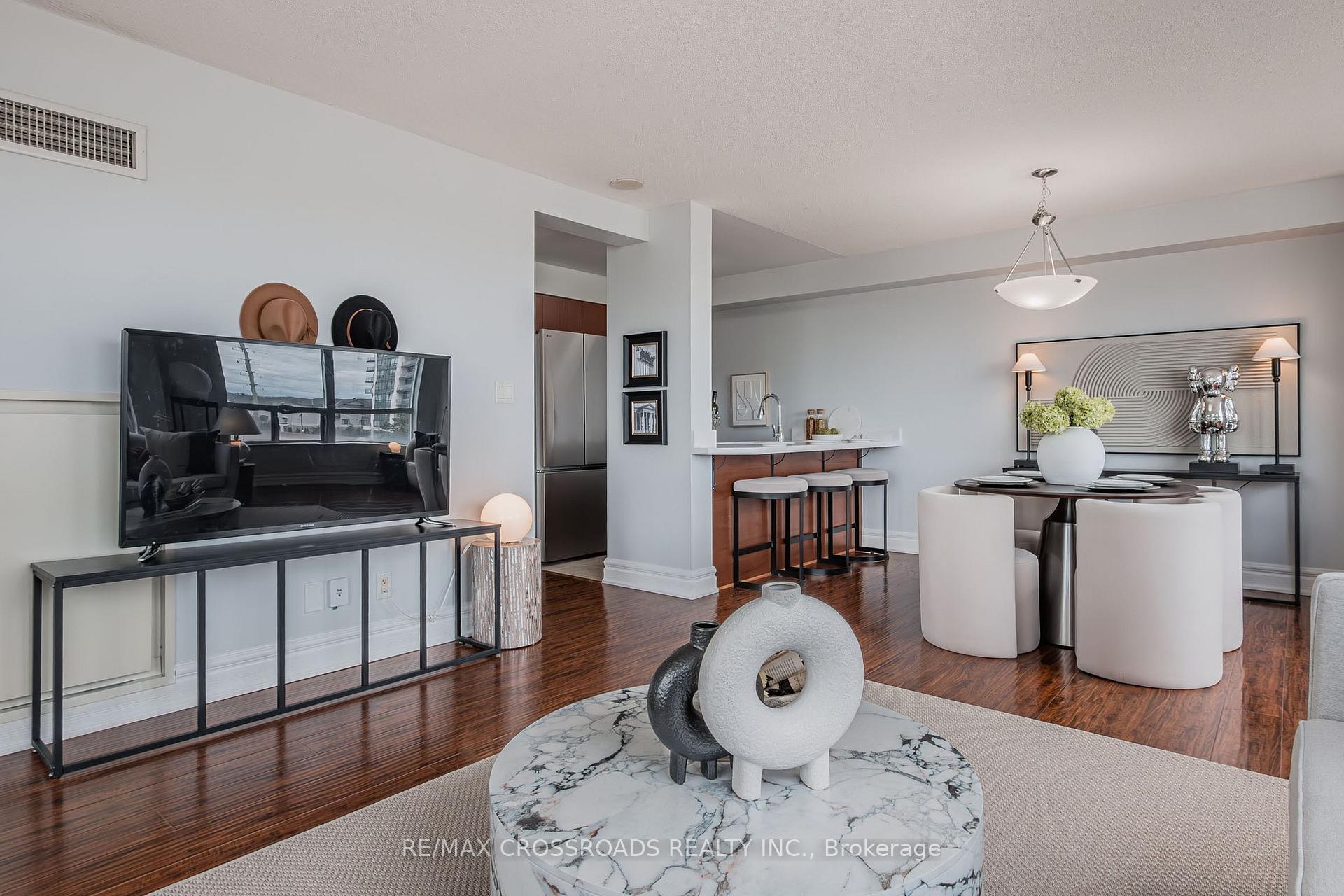 Photo 9 of Unit 603, 88 Times Avenue, Markham, Commerce Valley — HOMEH