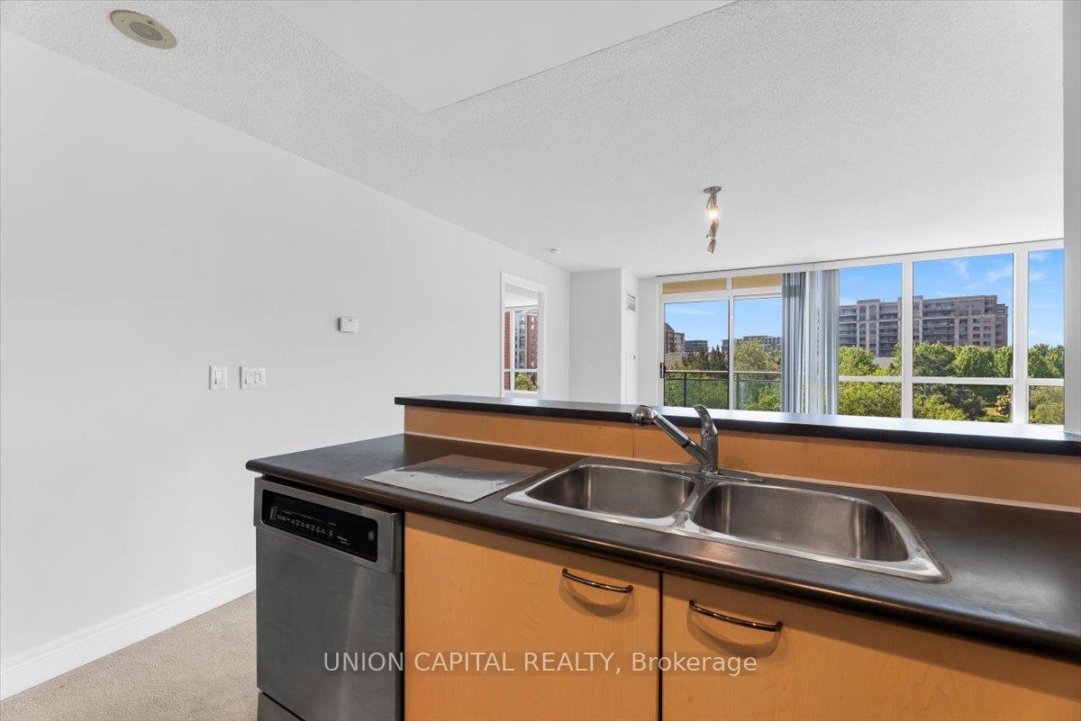Photo 3 of Unit 306, 62 Suncrest Boulevard, Markham, Commerce Valley — HOMEH