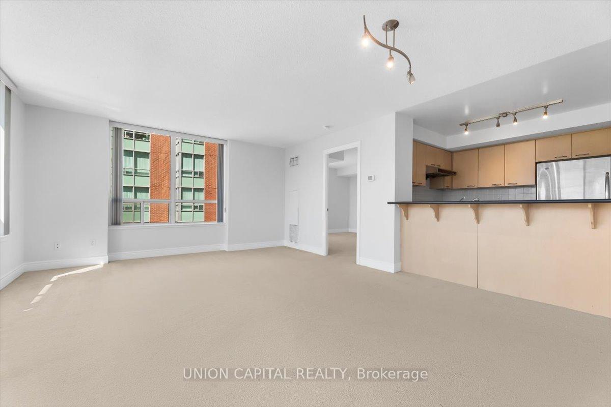 Photo 7 of Unit 306, 62 Suncrest Boulevard, Markham, Commerce Valley — HOMEH