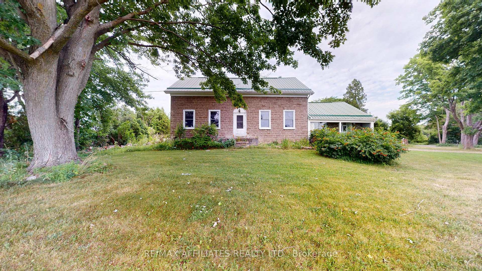 Photo 1 of 814 Scott Road, Edwardsburgh/Cardinal, Edwardsburgh/Cardinal Twp — HOMEH