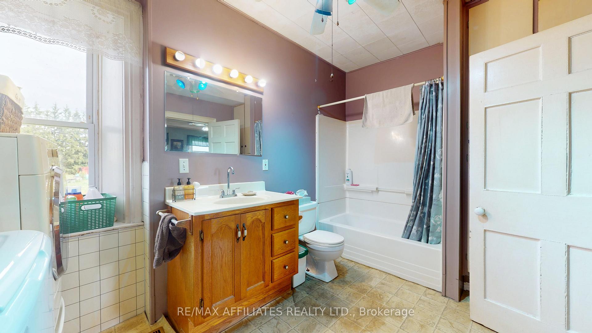 Photo 11 of 814 Scott Road, Edwardsburgh/Cardinal, Edwardsburgh/Cardinal Twp — HOMEH