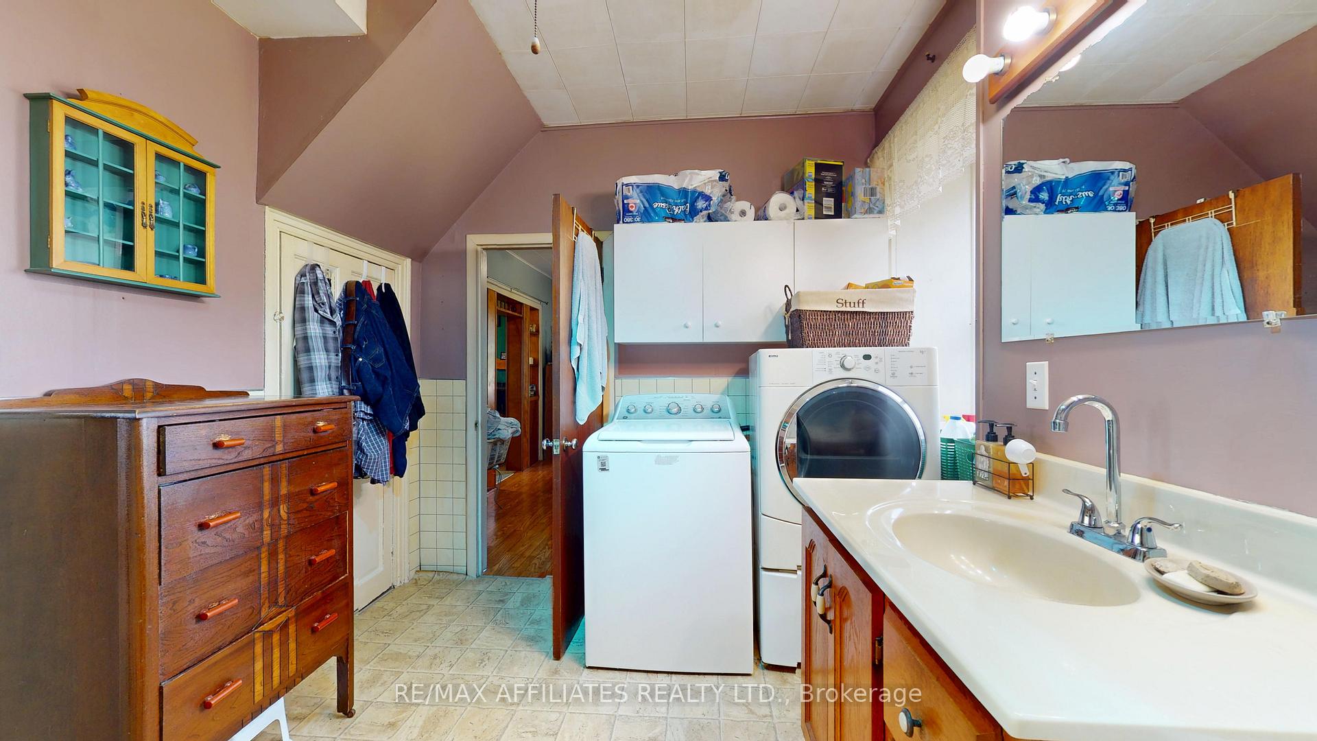 Photo 13 of 814 Scott Road, Edwardsburgh/Cardinal, Edwardsburgh/Cardinal Twp — HOMEH