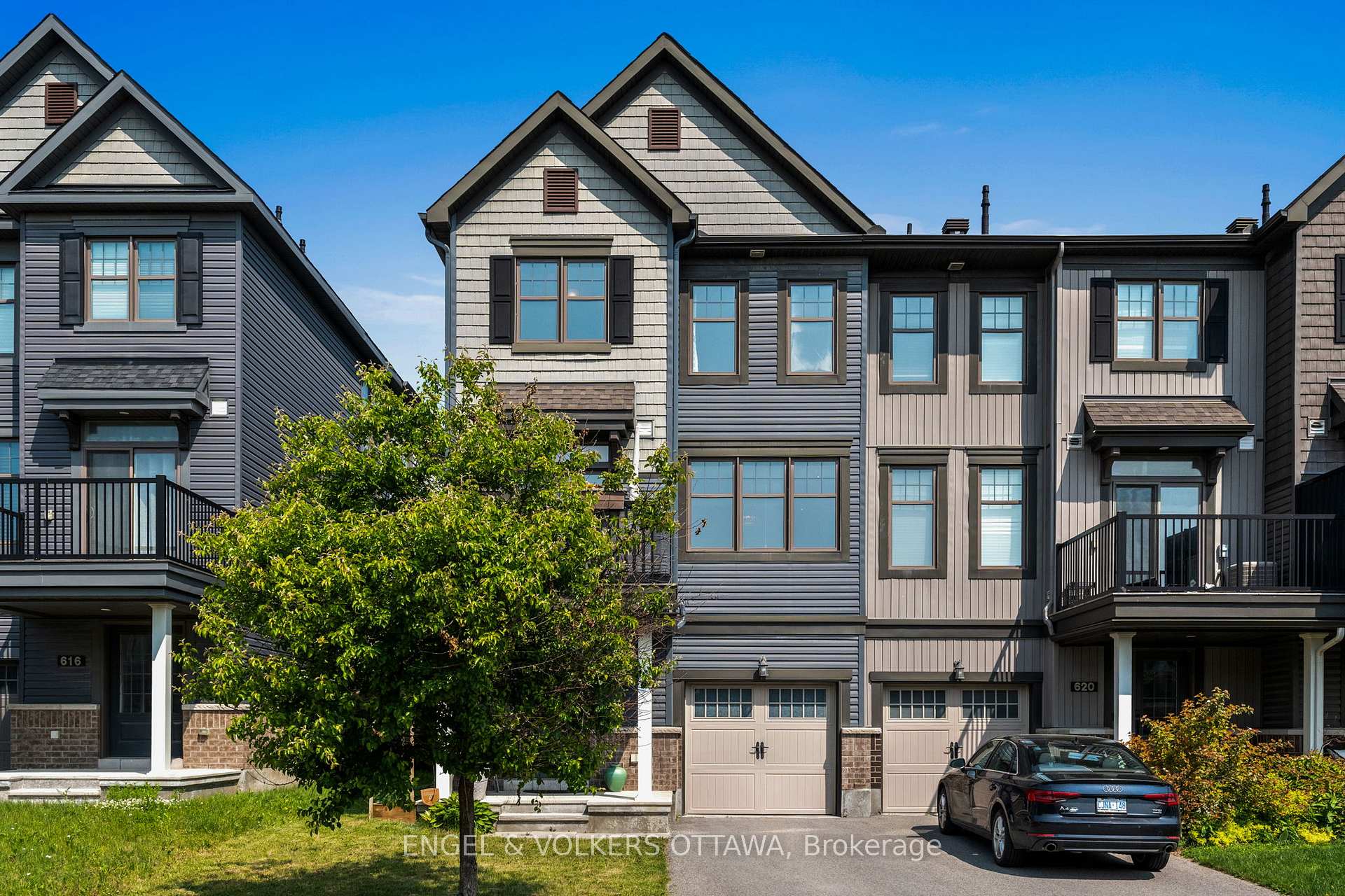 Photo 1 of 618 Lauraleaf Crescent, Ottawa, Barrhaven - Half Moon Bay — HOMEH