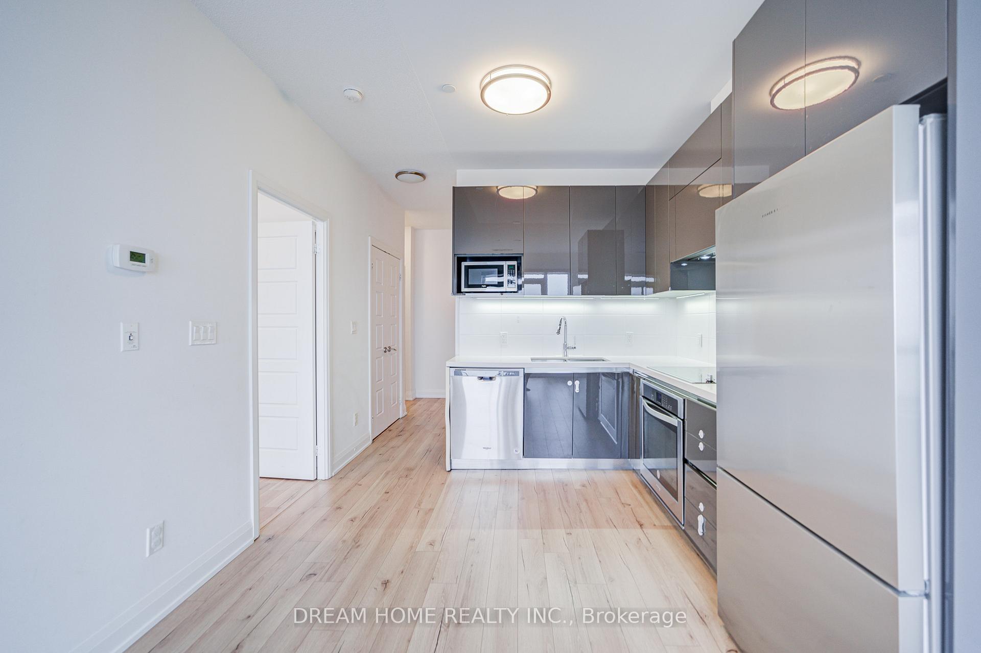 Photo 13 of Unit 3007, 15 Water Walk Drive, Markham, Unionville — HOMEH