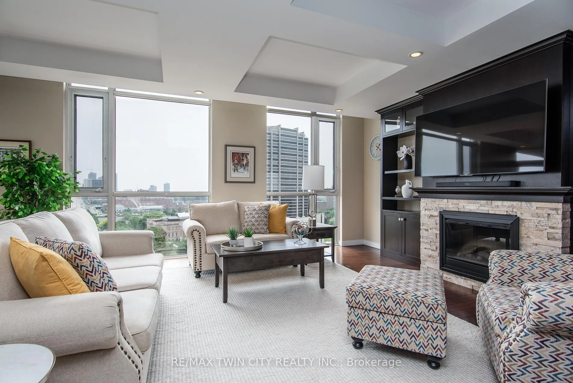 Photo 9 of Unit 1306, 191 King Street S, Waterloo — HOMEH