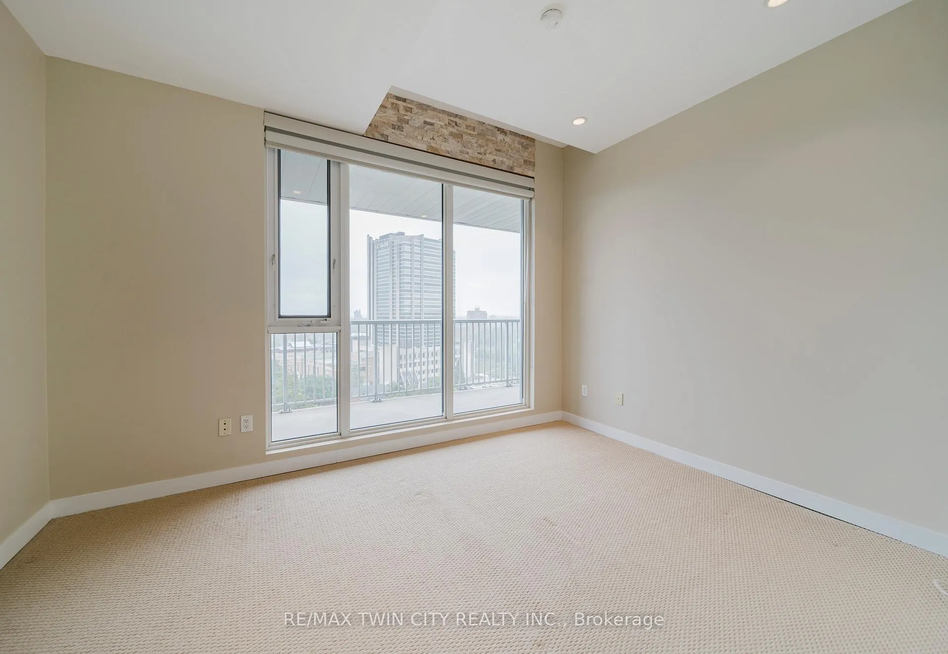Photo 14 of Unit 1306, 191 King Street S, Waterloo — HOMEH