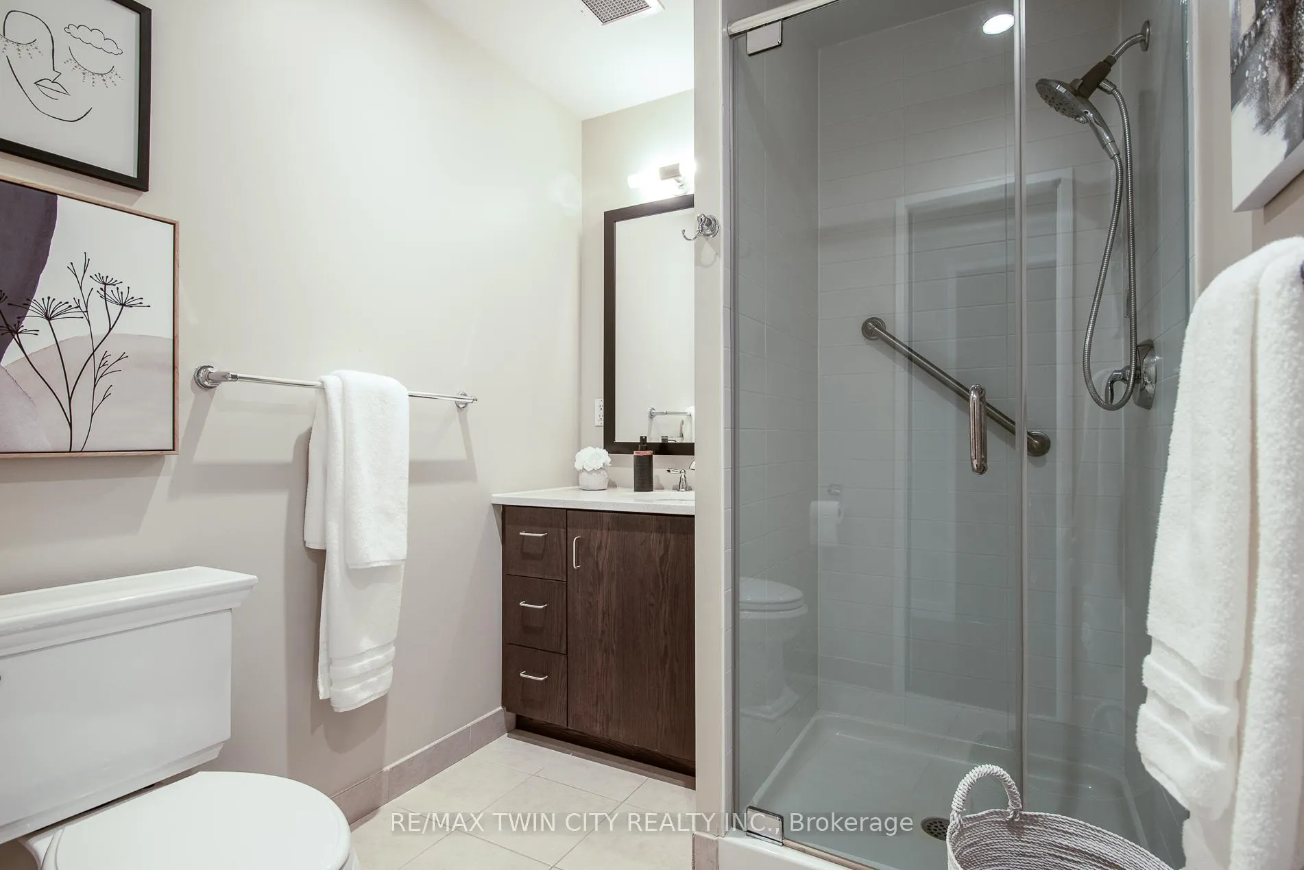 Photo 15 of Unit 1306, 191 King Street S, Waterloo — HOMEH