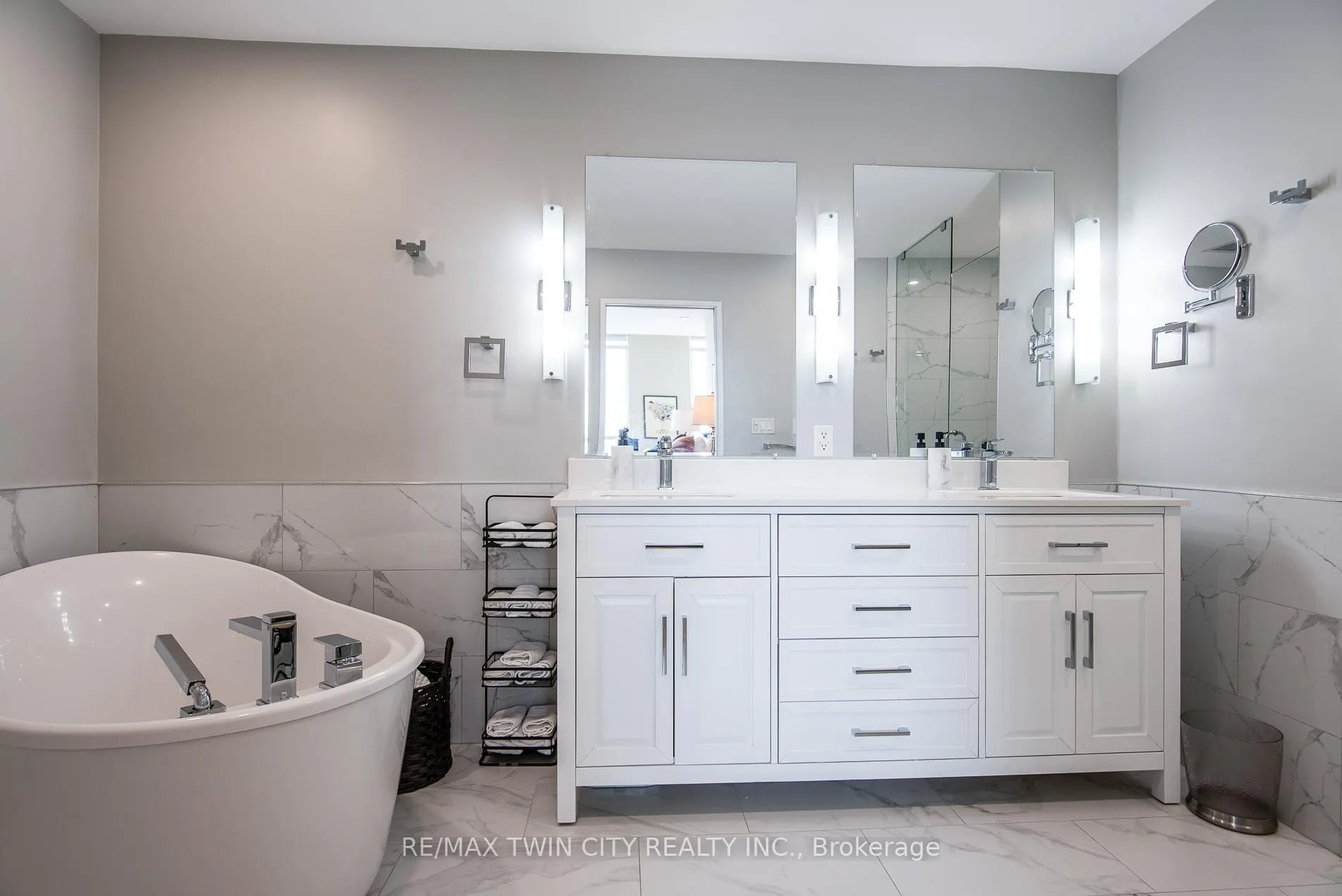 Photo 18 of Unit 1306, 191 King Street S, Waterloo — HOMEH