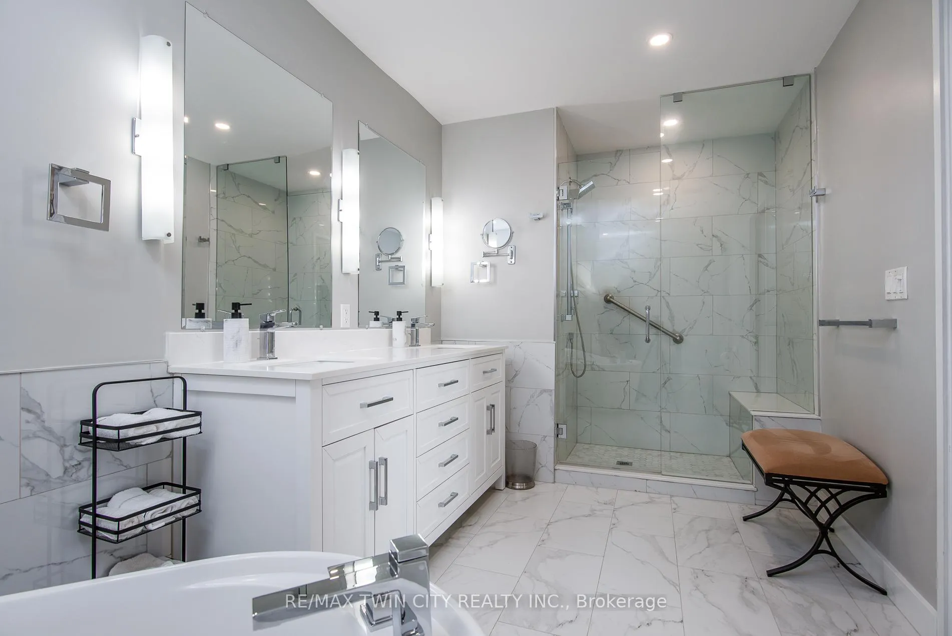 Photo 19 of Unit 1306, 191 King Street S, Waterloo — HOMEH