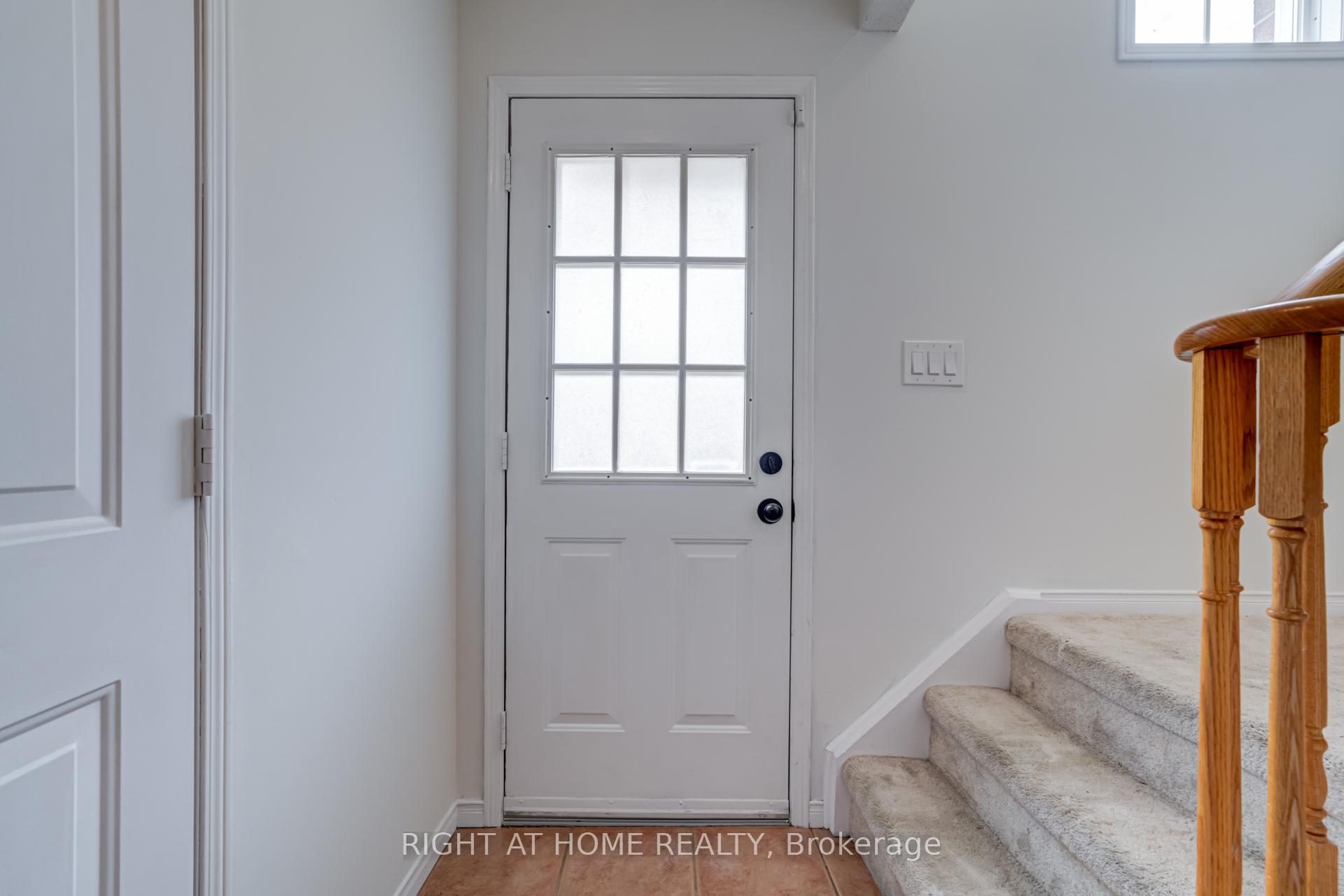 Photo 2 of Unit 22, 1735 Walnut Lane, Pickering, Town Centre — HOMEH
