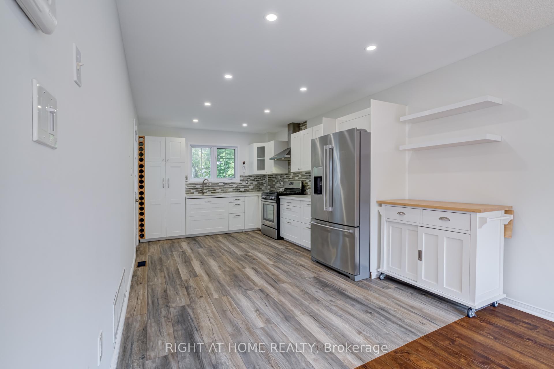 Photo 8 of Unit 22, 1735 Walnut Lane, Pickering, Town Centre — HOMEH