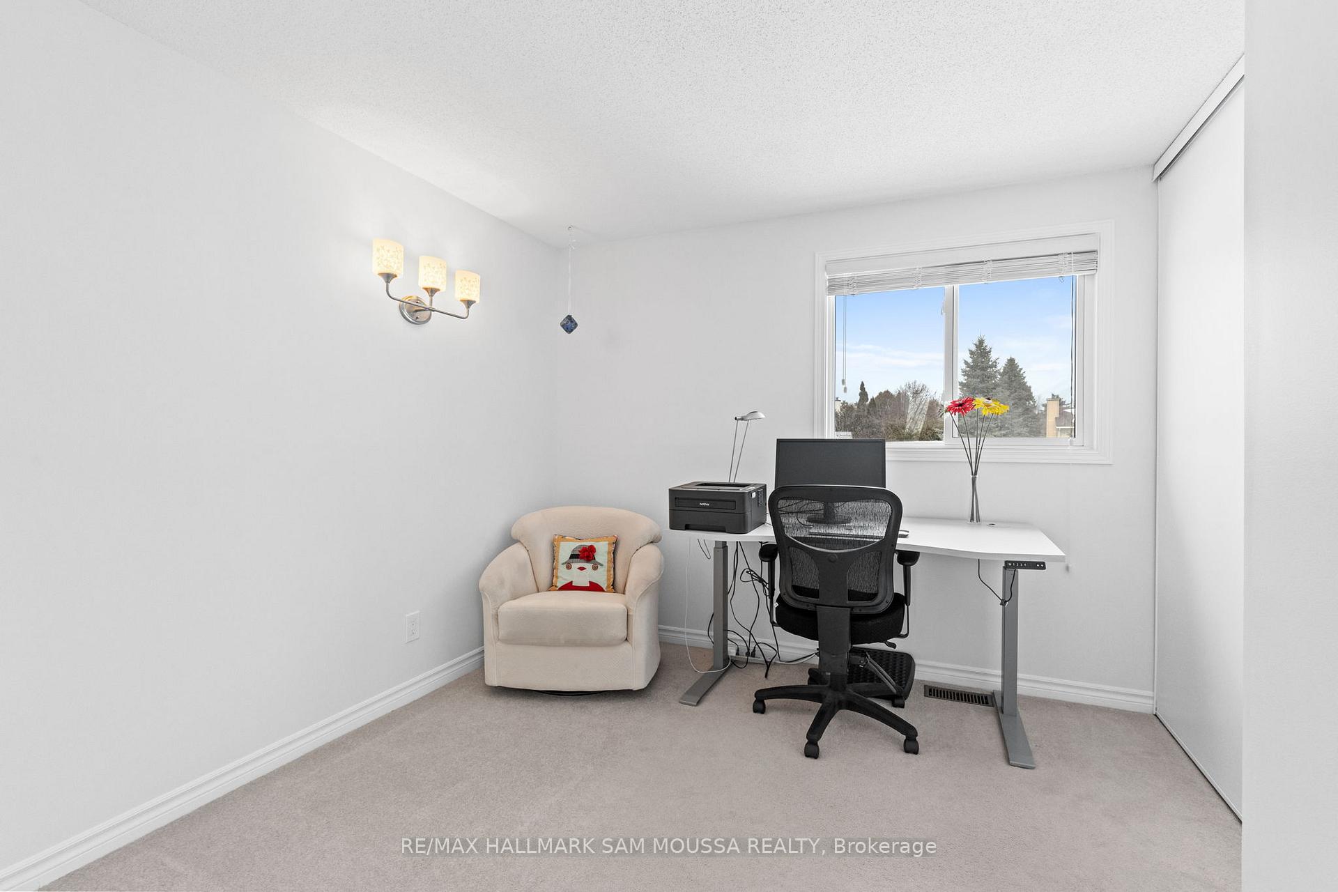 Photo 27 of 56 Coolspring Crescent, Ottawa, Borden Farm/Stewart Farm/Carleton Heights/Parkwood Hills — HOMEH