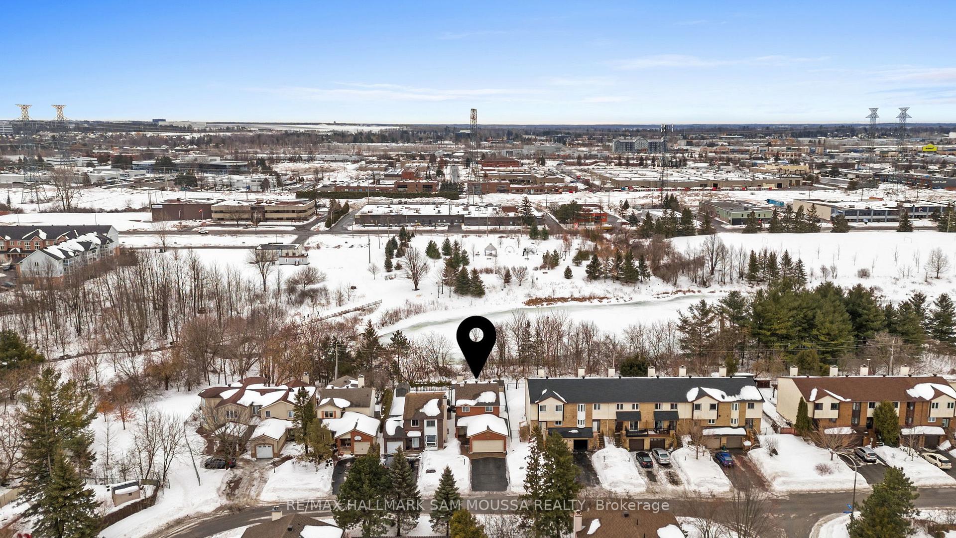Photo 43 of 56 Coolspring Crescent, Ottawa, Borden Farm/Stewart Farm/Carleton Heights/Parkwood Hills — HOMEH