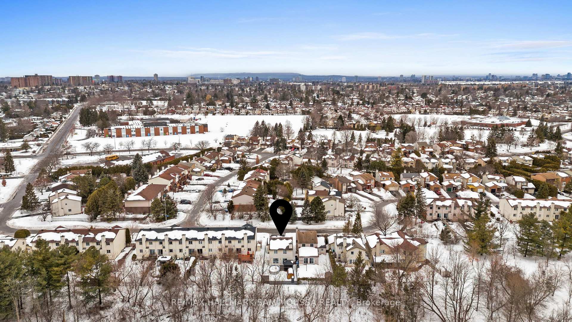 Photo 40 of 56 Coolspring Crescent, Ottawa, Borden Farm/Stewart Farm/Carleton Heights/Parkwood Hills — HOMEH