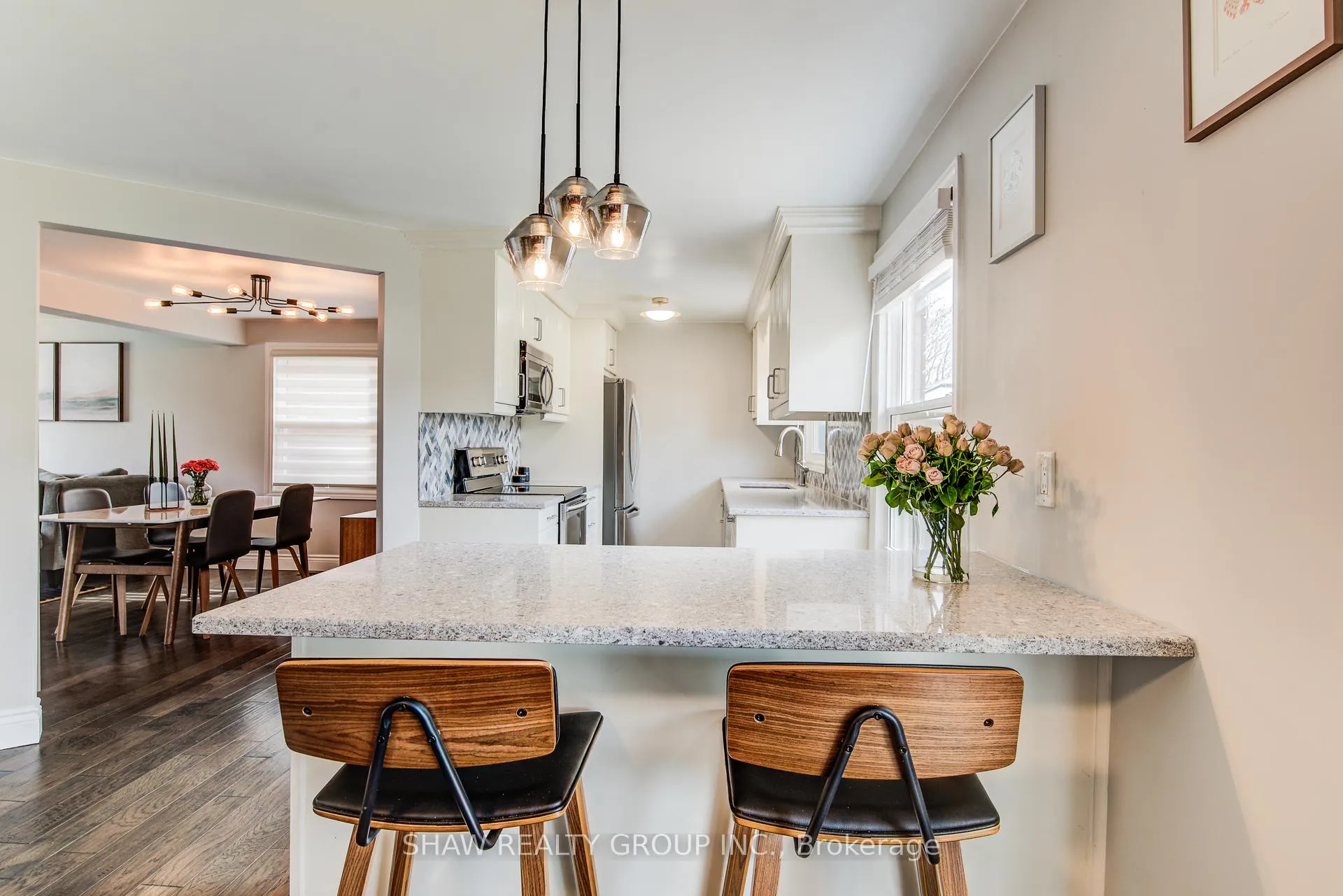 Photo 3 of 110 Imperial Drive, Guelph, Willow West/Sugarbush/West Acres — HOMEH