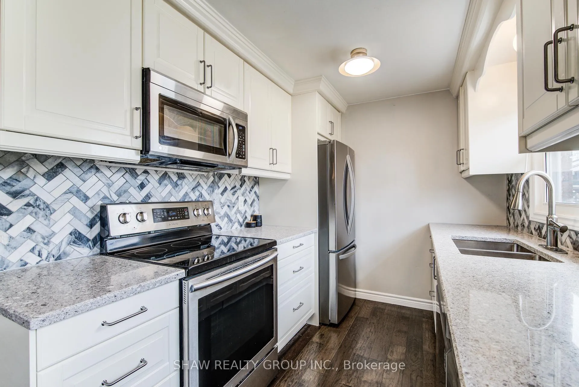 Photo 16 of 110 Imperial Drive, Guelph, Willow West/Sugarbush/West Acres — HOMEH