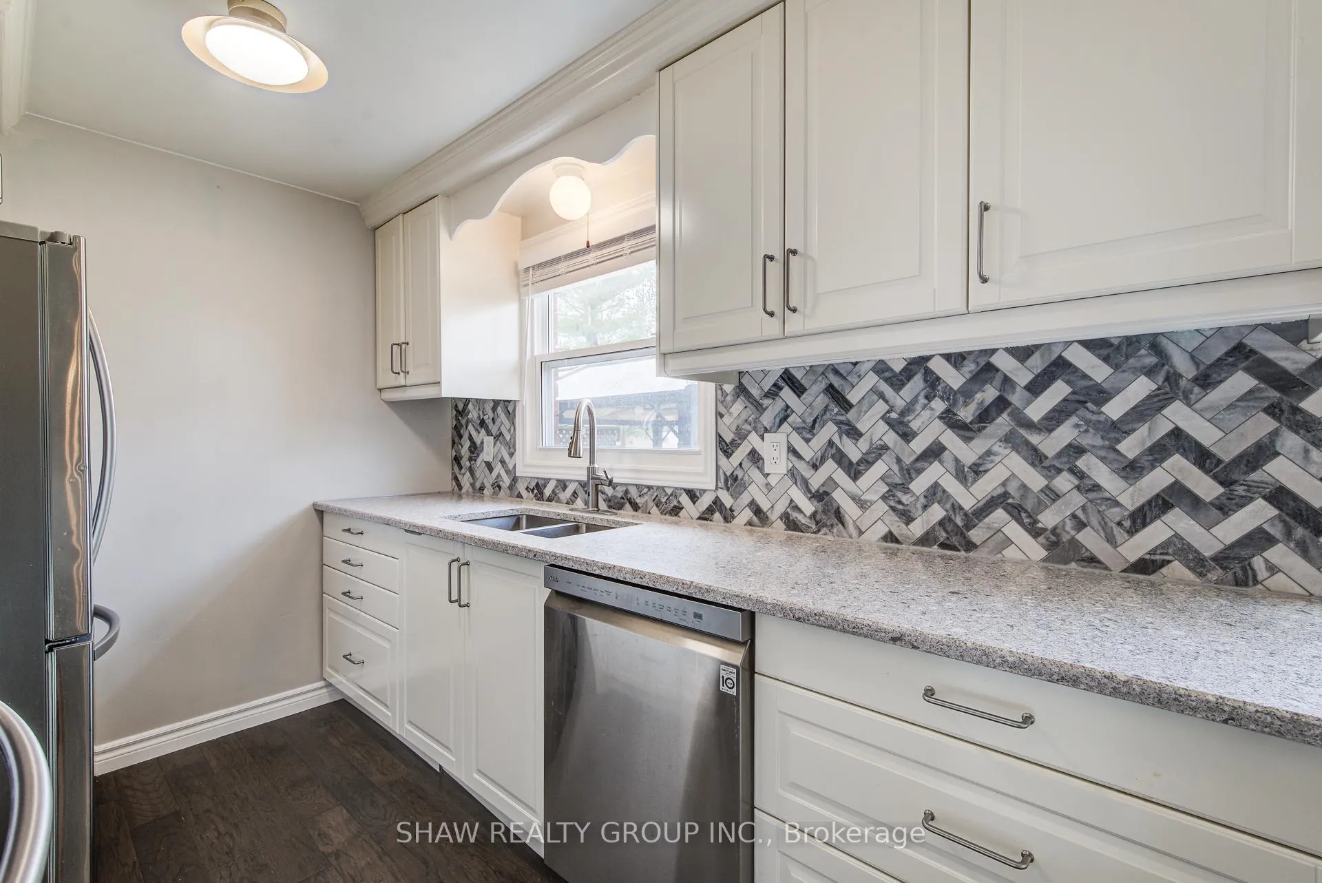 Photo 17 of 110 Imperial Drive, Guelph, Willow West/Sugarbush/West Acres — HOMEH