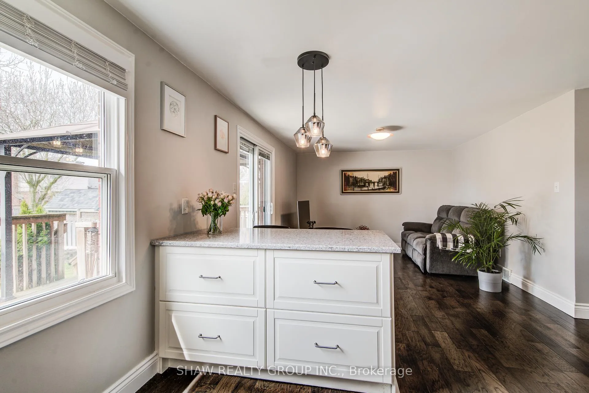 Photo 19 of 110 Imperial Drive, Guelph, Willow West/Sugarbush/West Acres — HOMEH