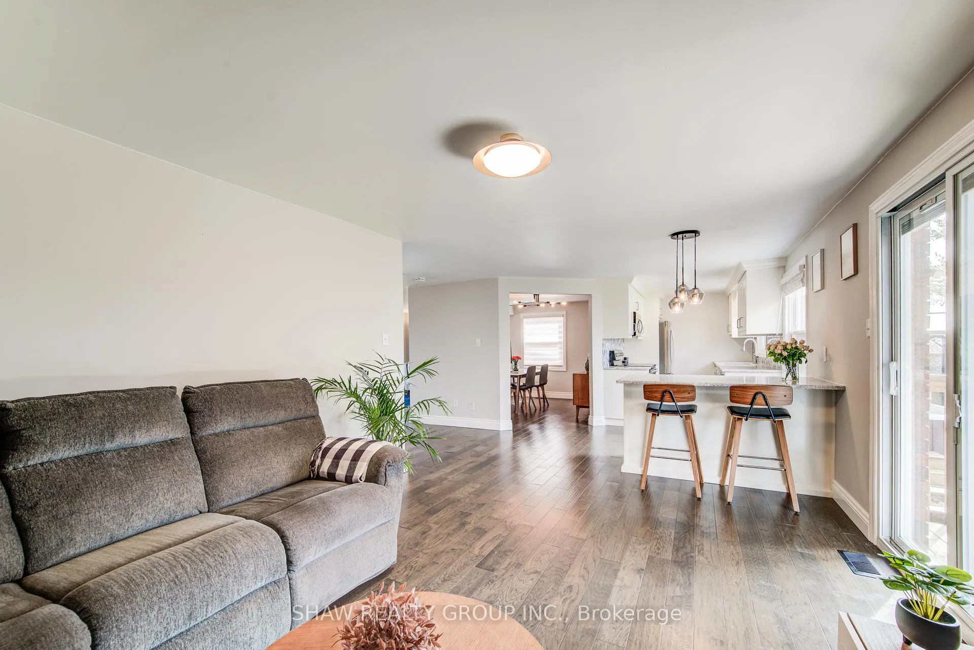 Photo 21 of 110 Imperial Drive, Guelph, Willow West/Sugarbush/West Acres — HOMEH