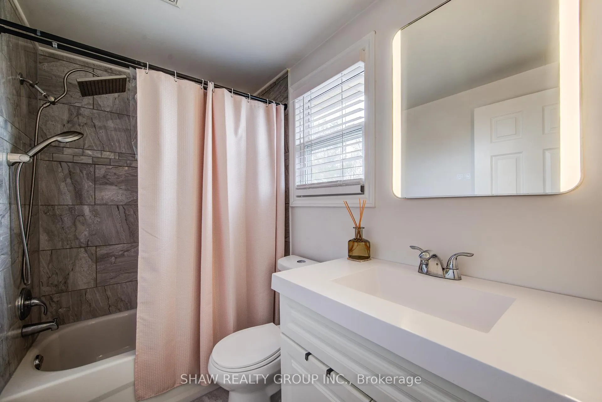 Photo 23 of 110 Imperial Drive, Guelph, Willow West/Sugarbush/West Acres — HOMEH