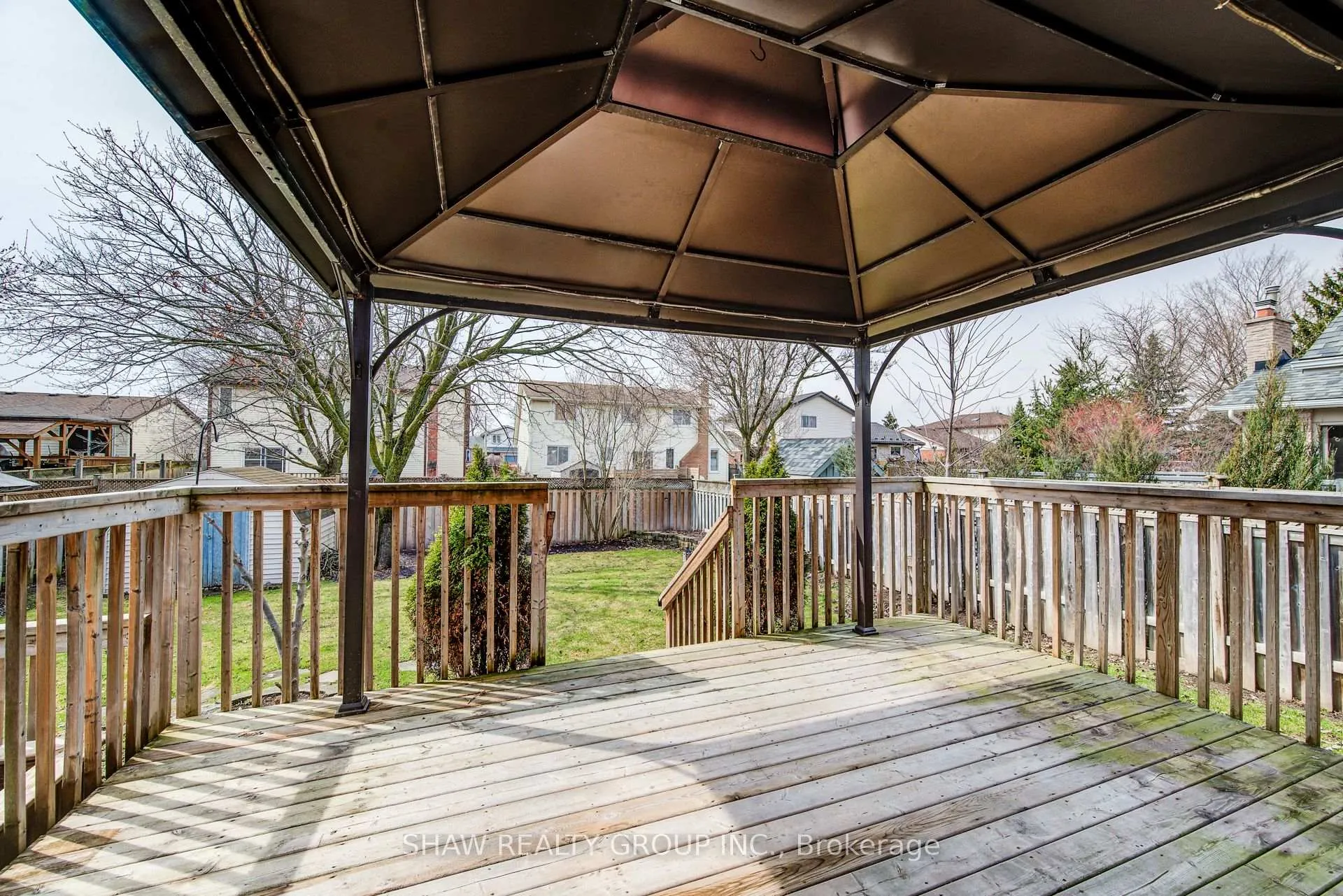 Photo 40 of 110 Imperial Drive, Guelph, Willow West/Sugarbush/West Acres — HOMEH