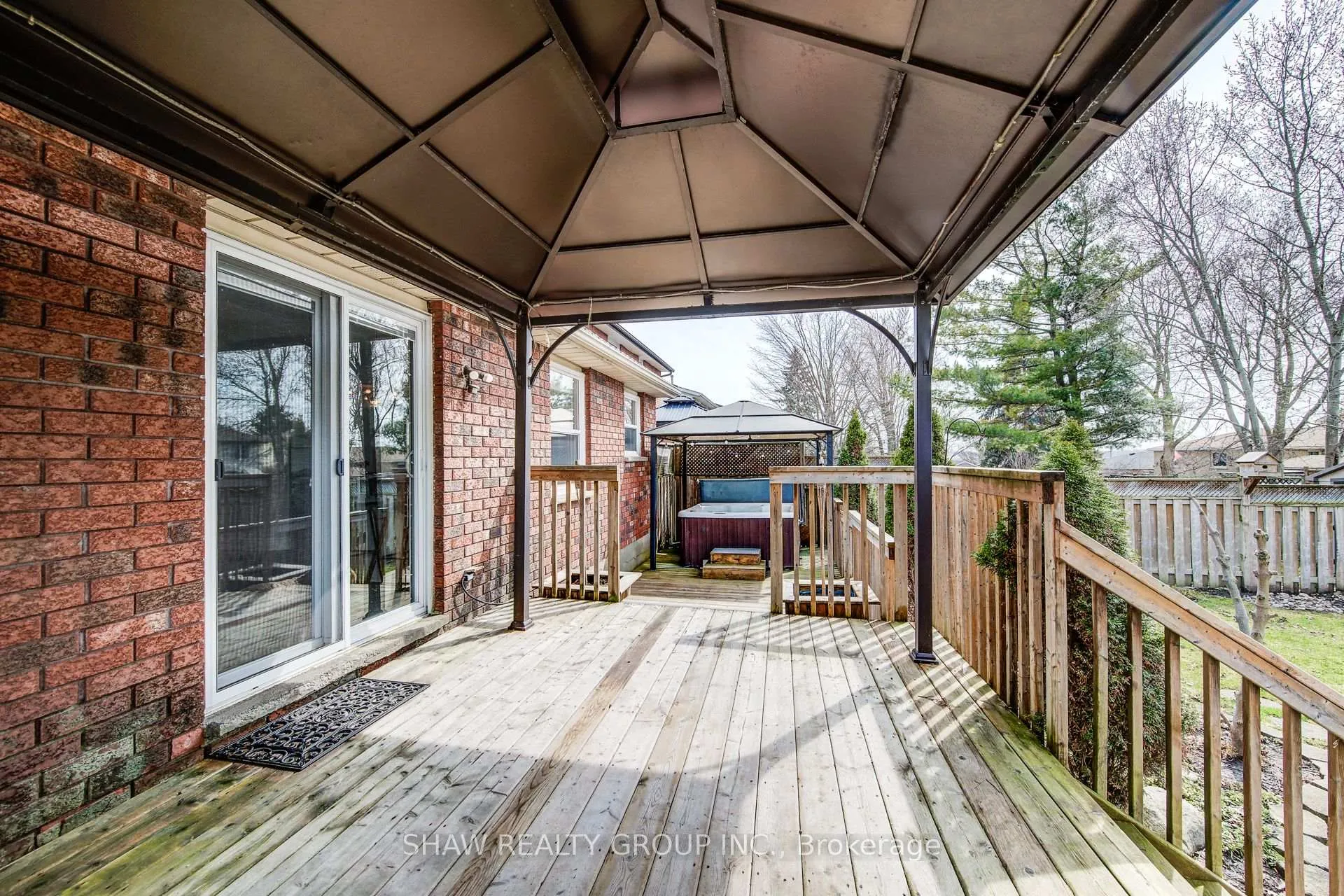 Photo 41 of 110 Imperial Drive, Guelph, Willow West/Sugarbush/West Acres — HOMEH