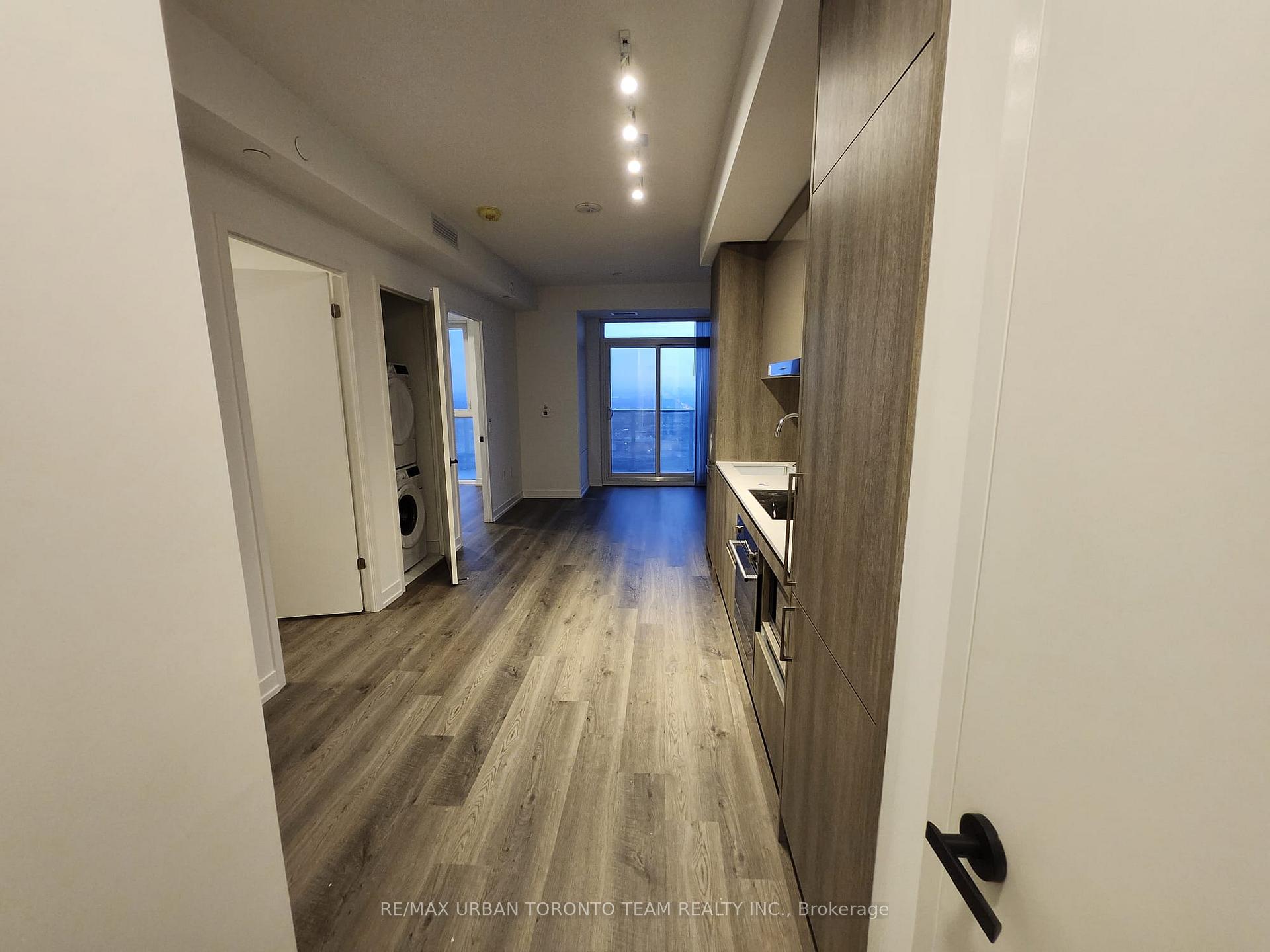 Photo 3 of Unit 4107, 195 Commerce Street, Vaughan, Vaughan Corporate Centre — HOMEH