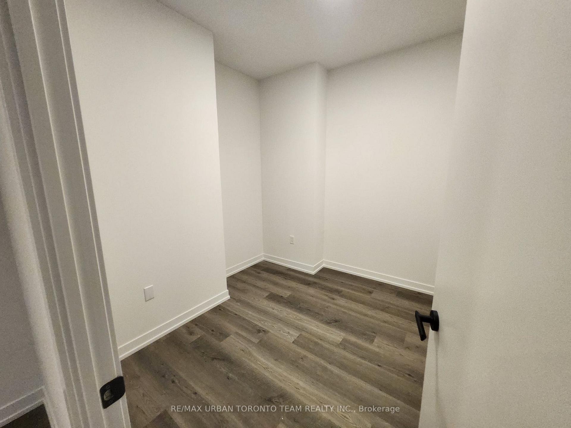 Photo 8 of Unit 4107, 195 Commerce Street, Vaughan, Vaughan Corporate Centre — HOMEH