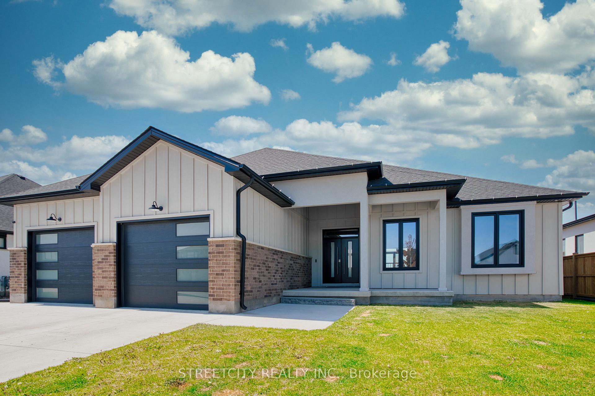 Photo 2 of 296 Nancy Street, Dutton/Dunwich, Rural Dutton/Dunwich — HOMEH