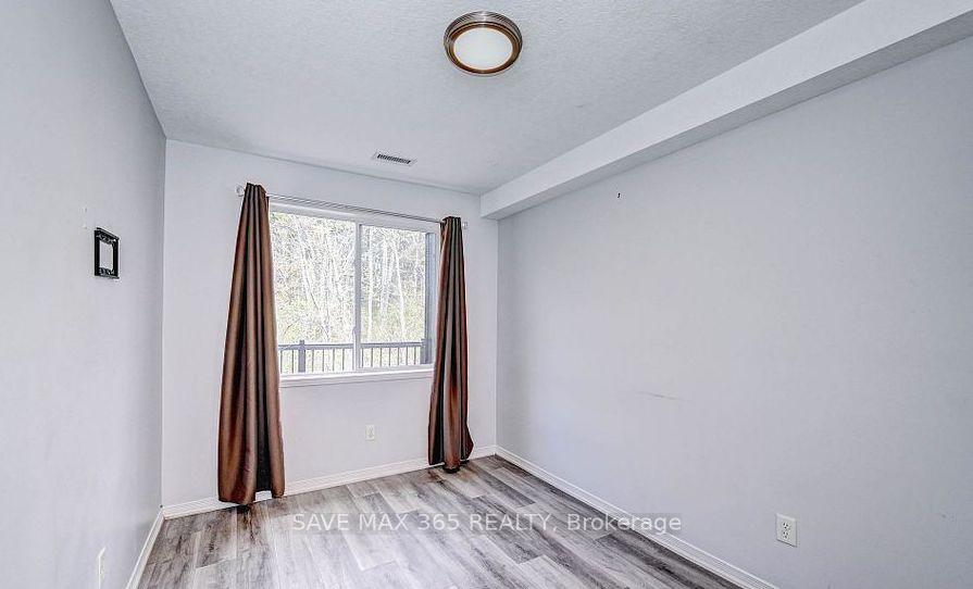 Front of Unit 4D, 45 Cedarhill Crescent