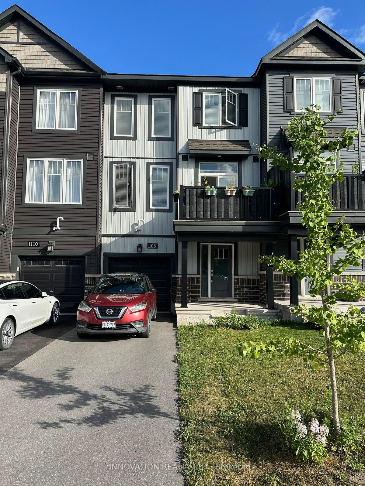 Front of 108 Teelin Circle