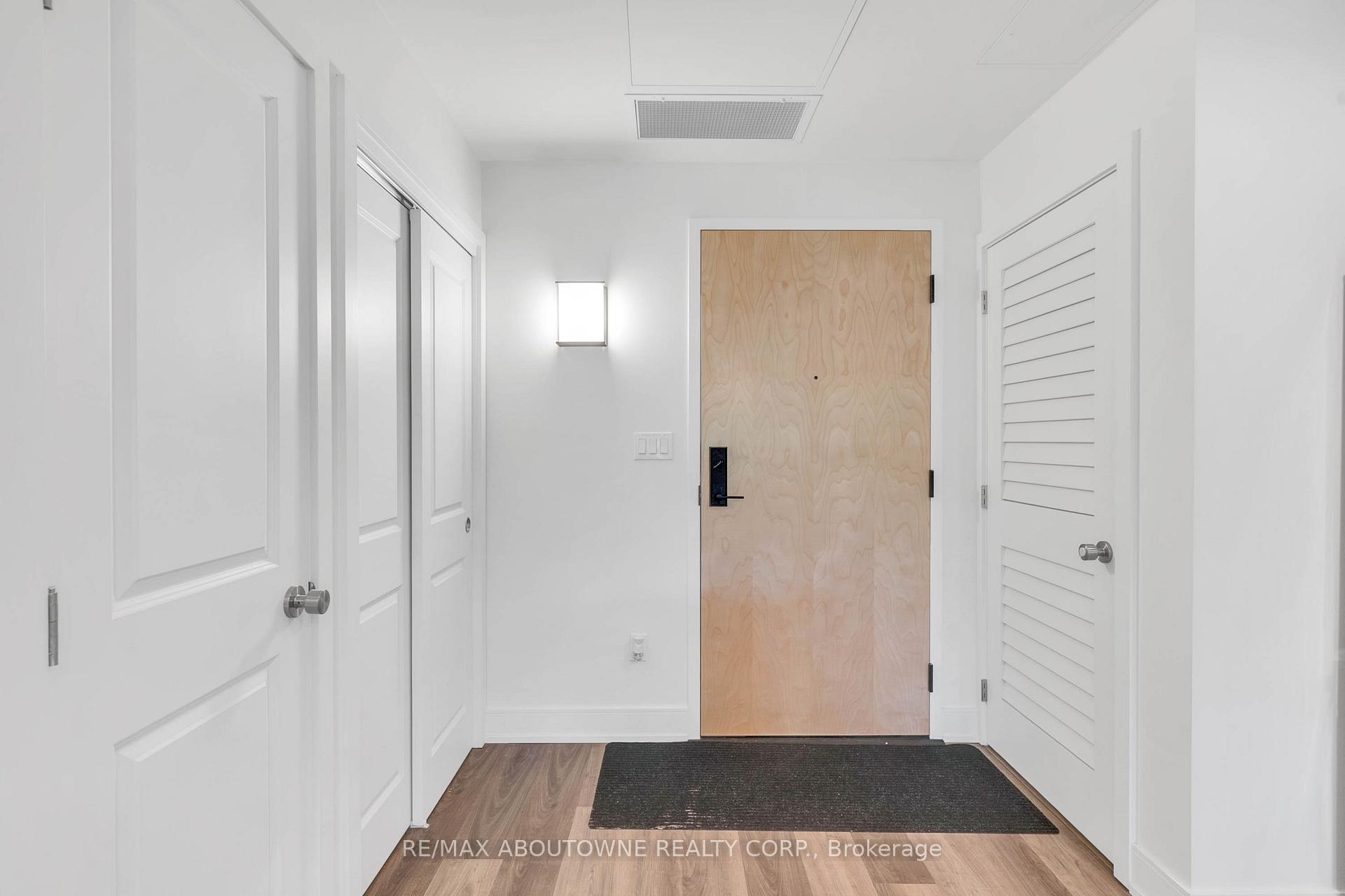 Photo 8 of Unit 414, 121 Mary Street, Clearview, Creemore — HOMEH