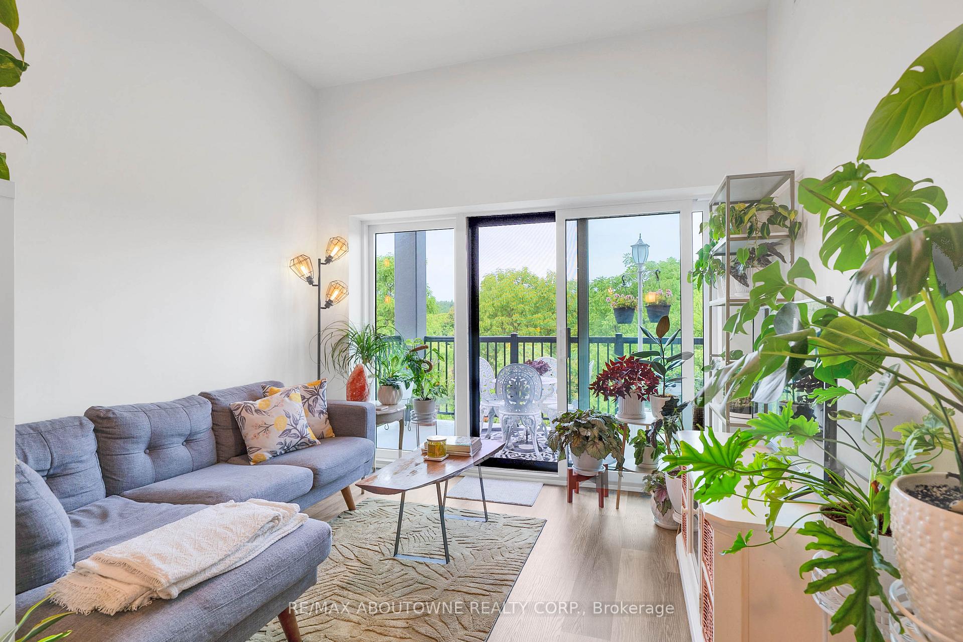 Photo 14 of Unit 414, 121 Mary Street, Clearview, Creemore — HOMEH