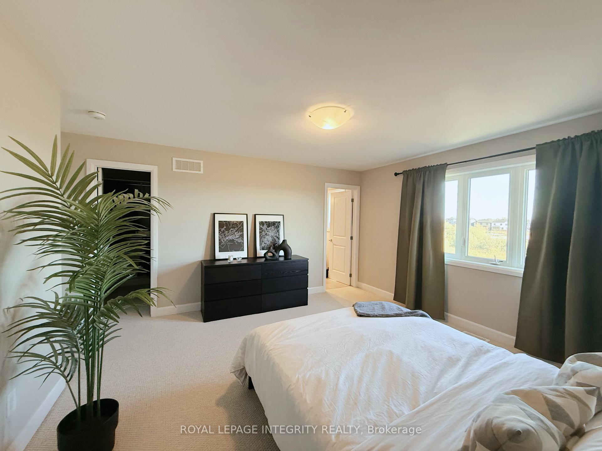 Photo 15 of 107 Aura Avenue, Ottawa, Barrhaven - Heritage Park — HOMEH