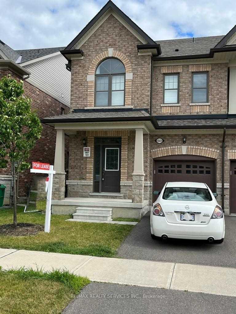 Front of 60 True Blue Crescent