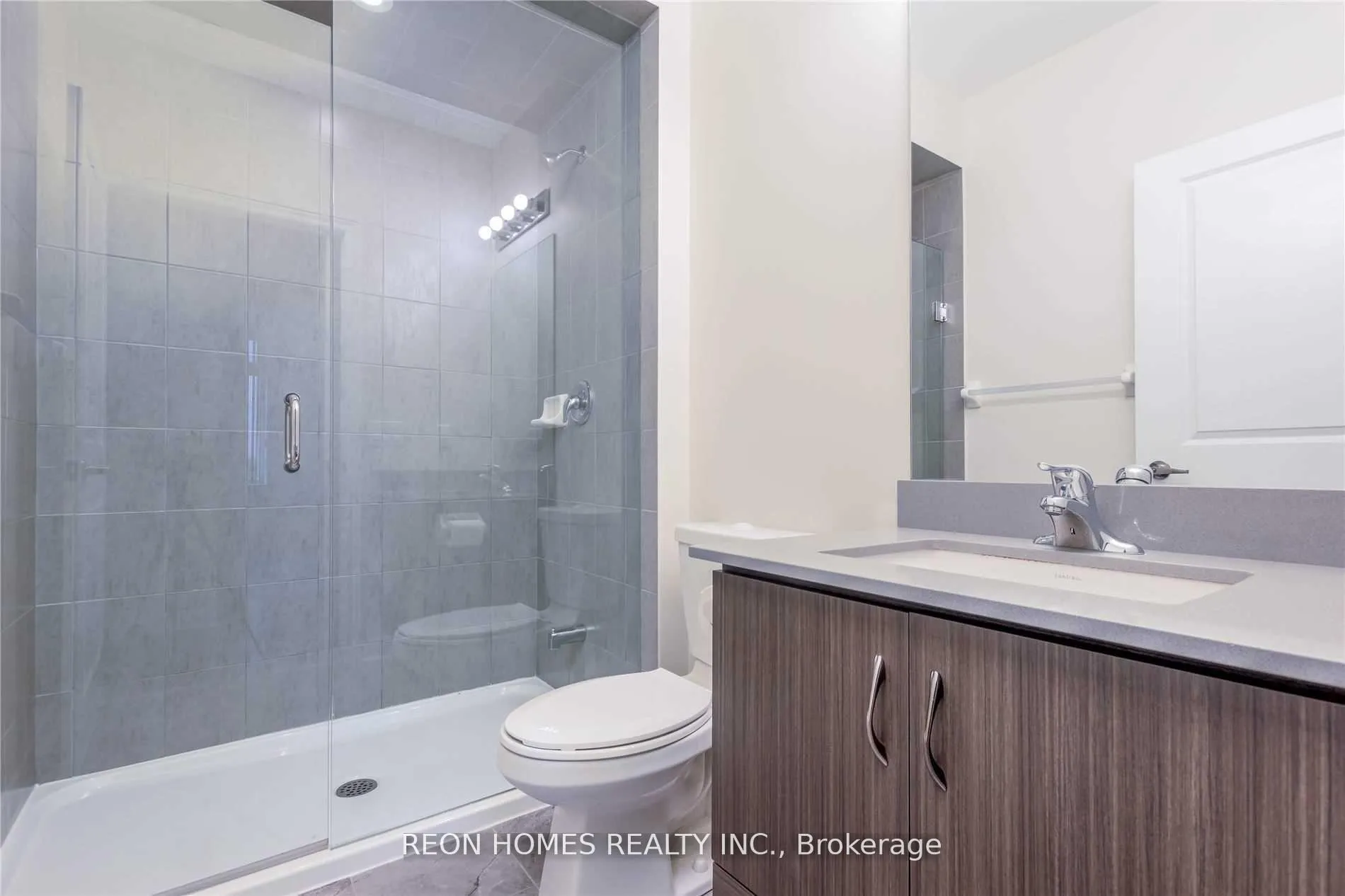 Photo 5 of Unit 504, 39 New Delhi Drive, Markham, Cedarwood — HOMEH