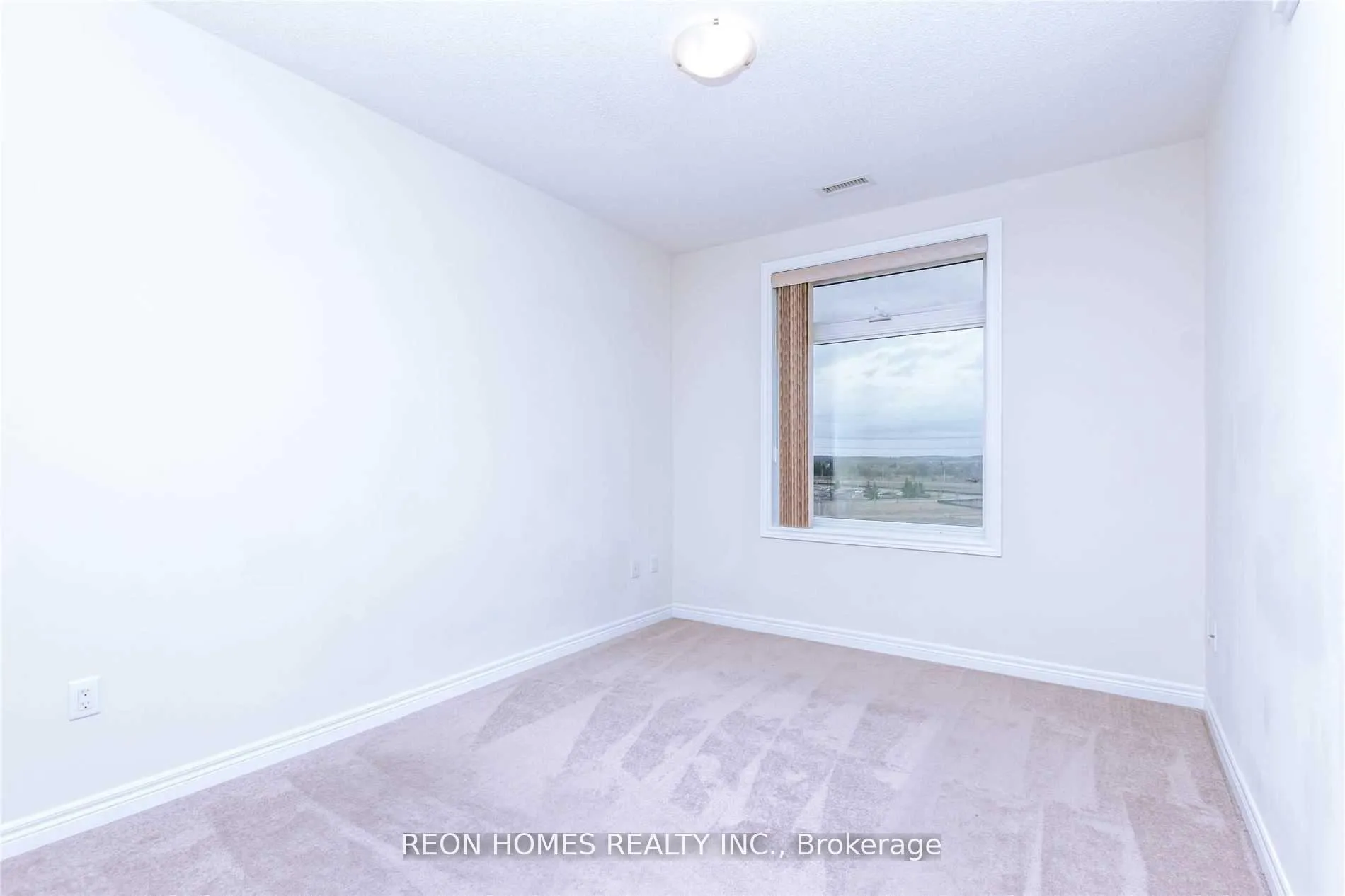 Photo 7 of Unit 504, 39 New Delhi Drive, Markham, Cedarwood — HOMEH