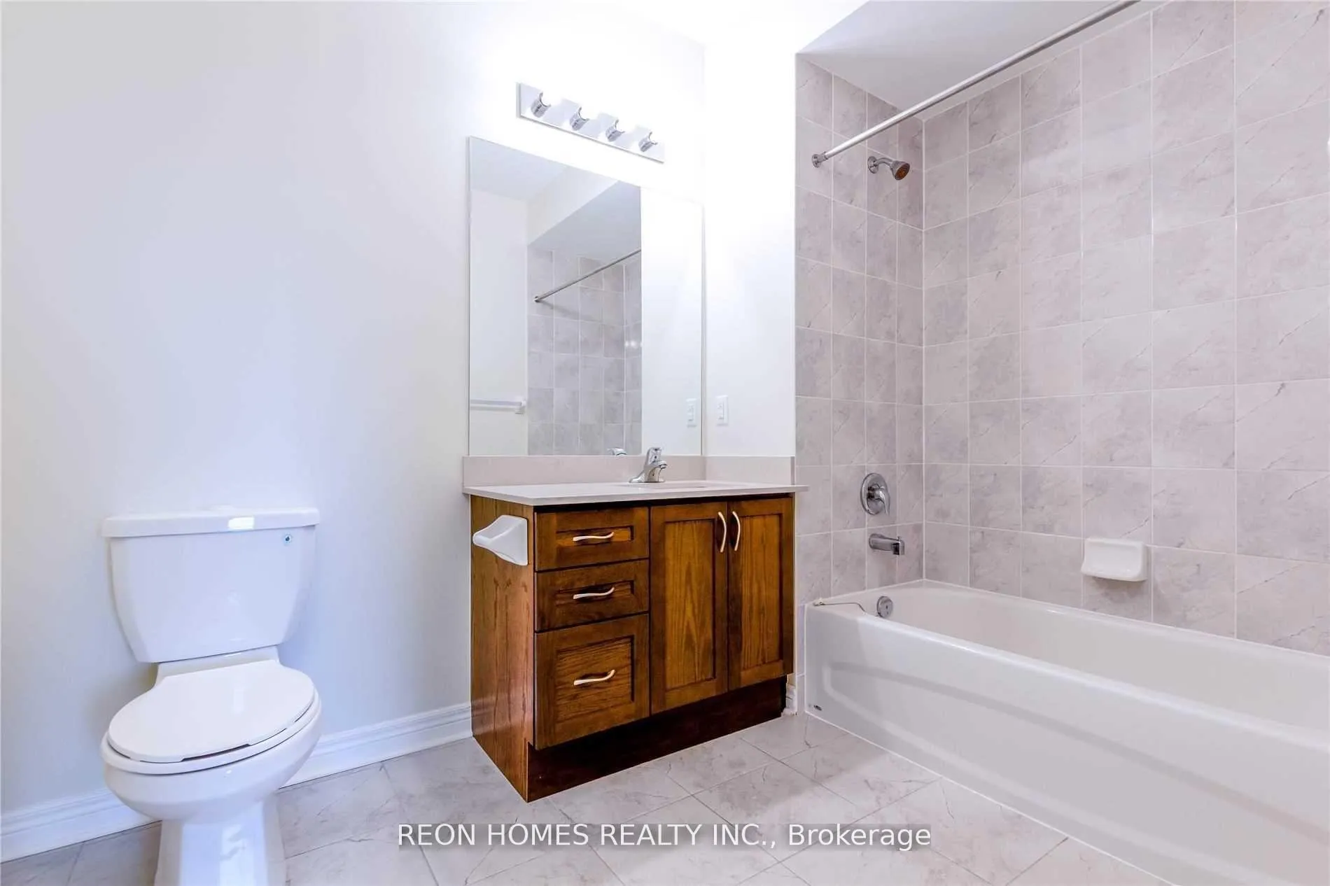 Photo 12 of Unit 504, 39 New Delhi Drive, Markham, Cedarwood — HOMEH