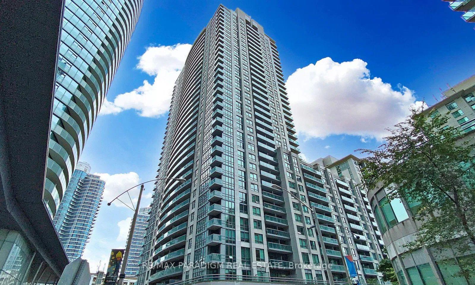 Front of Unit 2601, 19 Grand Trunk Crescent