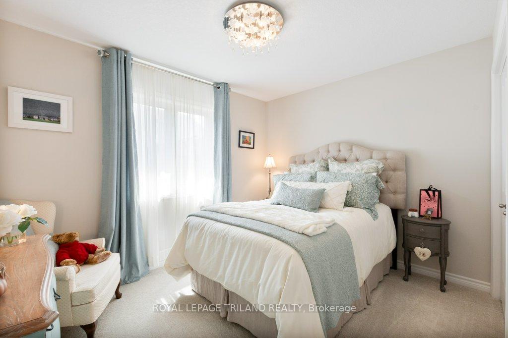 Photo 14 of 401 Beamish Street, Central Elgin, Rural Central Elgin — HOMEH