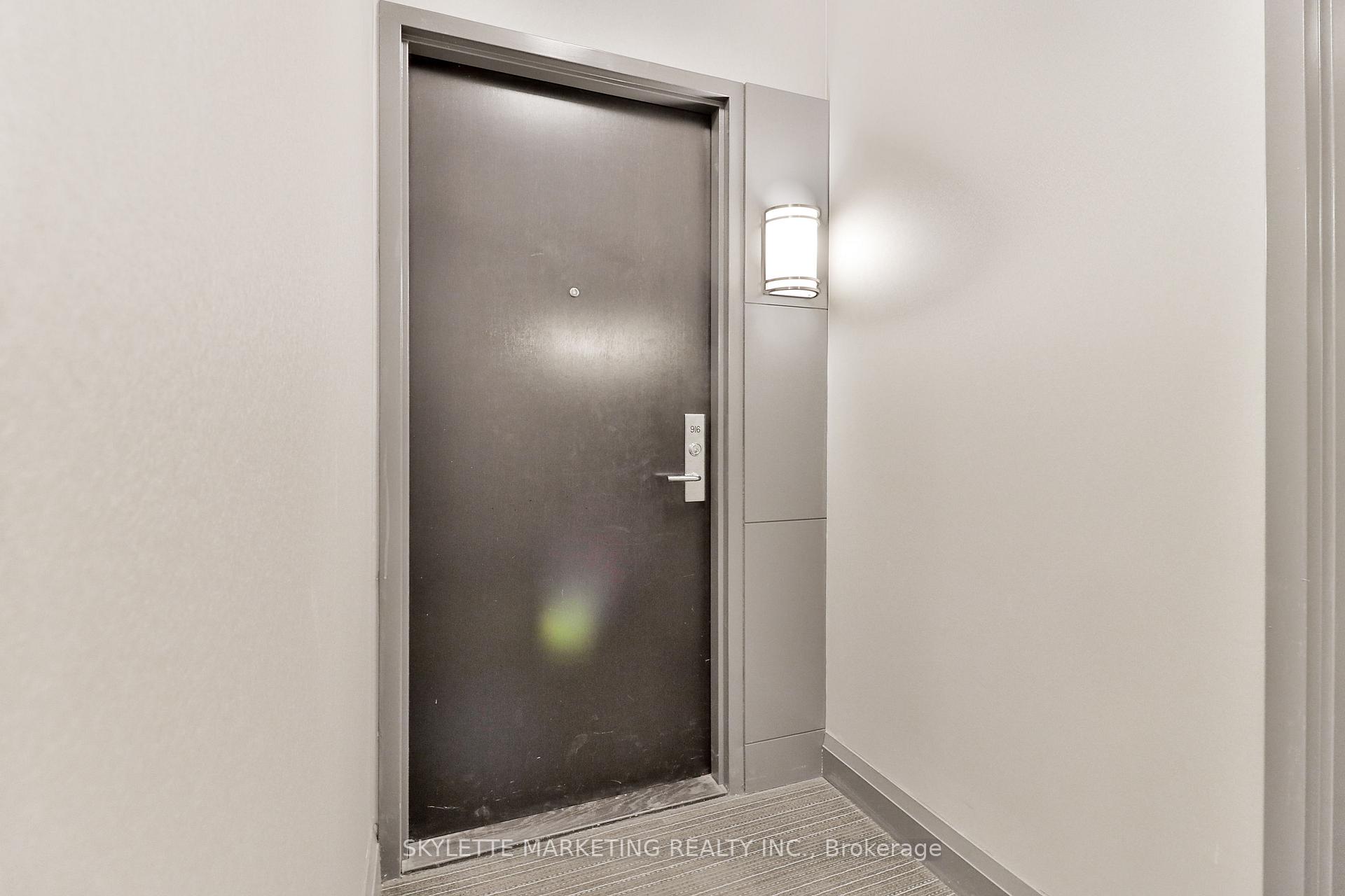 Photo 2 of Unit 916, 8110 Birchmount Road, Markham, Unionville — HOMEH