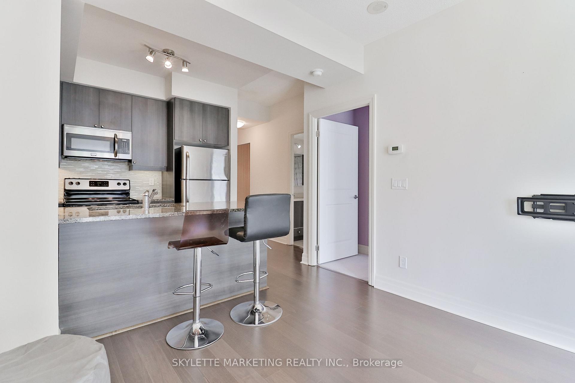 Photo 22 of Unit 916, 8110 Birchmount Road, Markham, Unionville — HOMEH