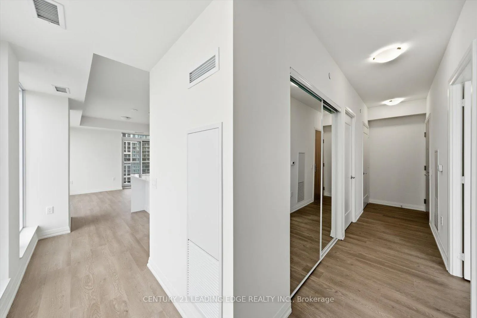 Photo 7 of Unit 2015, 8960 Jane Street, Vaughan, Vellore Village — HOMEH
