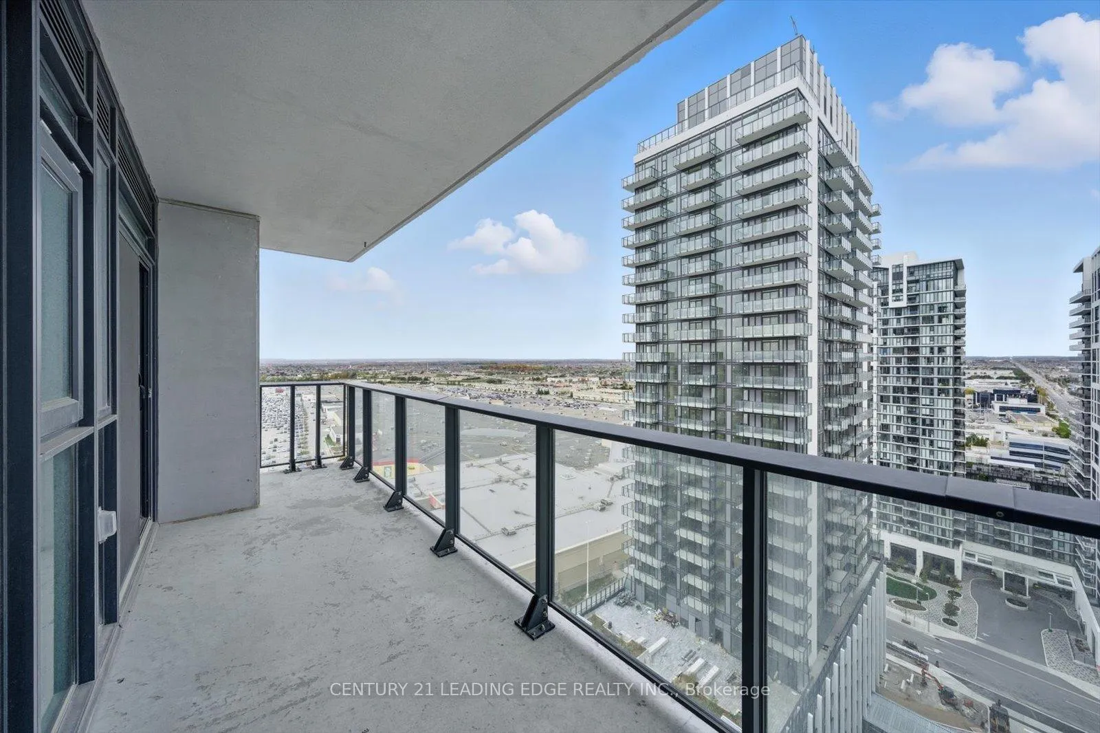 Photo 11 of Unit 2015, 8960 Jane Street, Vaughan, Vellore Village — HOMEH