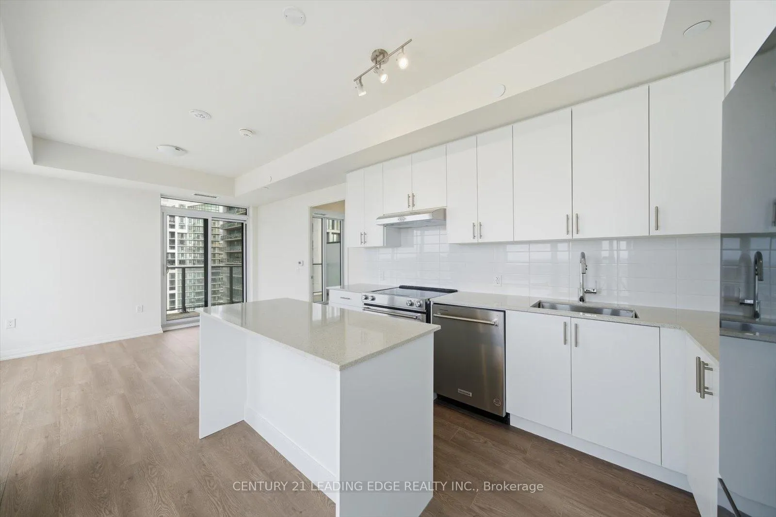Photo 18 of Unit 2015, 8960 Jane Street, Vaughan, Vellore Village — HOMEH